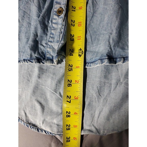 Kayla Seo Button Down Embroidered Chambray Light Wash Blue XS 3/4 Tab Sleeves - Picture 11 of 15